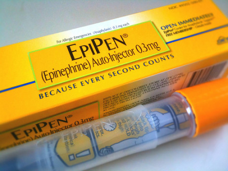 Do You Know How To Treat A Severe Allergic Reaction? epipen for severe allergic reaction